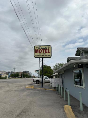 Alamo Heights Hotel | Sands Motel