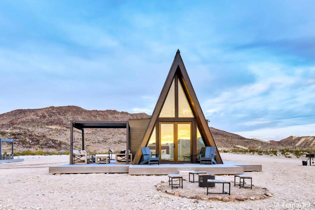 Study Butte-Terlingua Ski Chalet | Serene A-Frame Perfect to Fully Disconnect in Terlingua, Texas