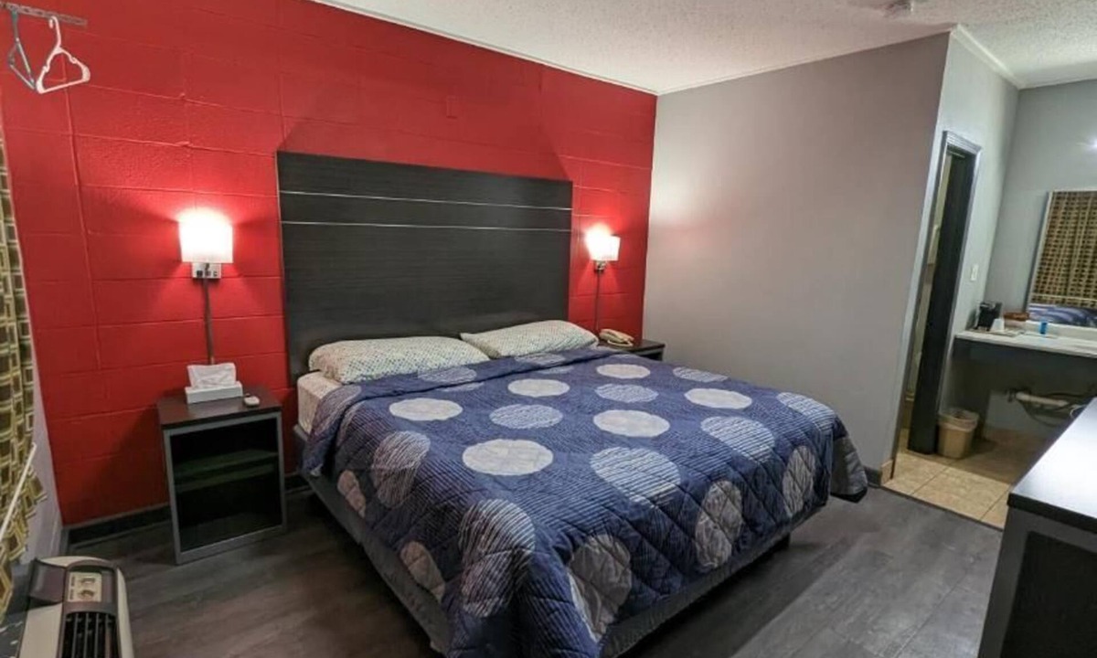 Sheridan Hotel | sheridan inn