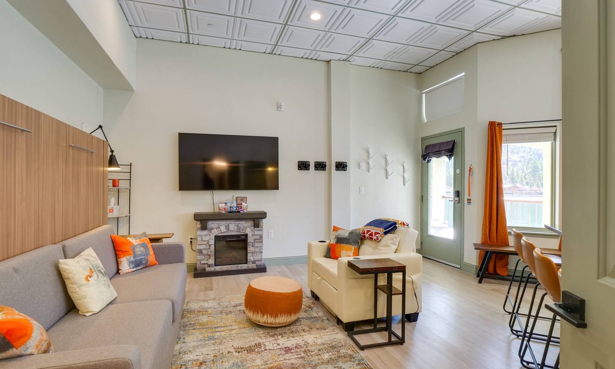 Lakeside Village Apartment | Ski Shuttle Access: Studio 2 Mi to Keystone Slopes