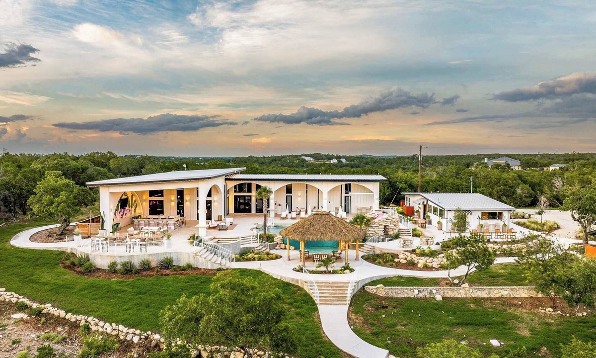 Dripping Springs Villa | Sleeps 45 - Luxe Resort, Pool, HUGE Game Room, Bar