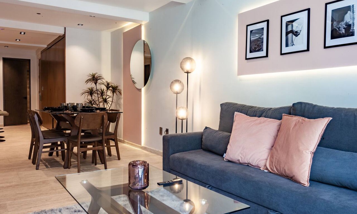 Colonia Roma Apartment | Soho Sunlight Serenity: Dive into the Essence of Today's Elegance