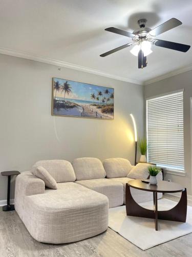 Egypt Apartment | Spacious 2BR 2BA Magnolia Apt Near The Woodlands