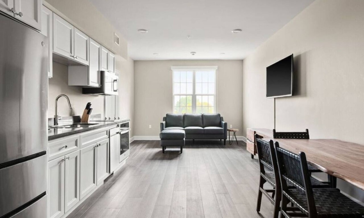 New Orleans Hotel | Spacious 2BR Suite Perfect for Exploring New Orleans