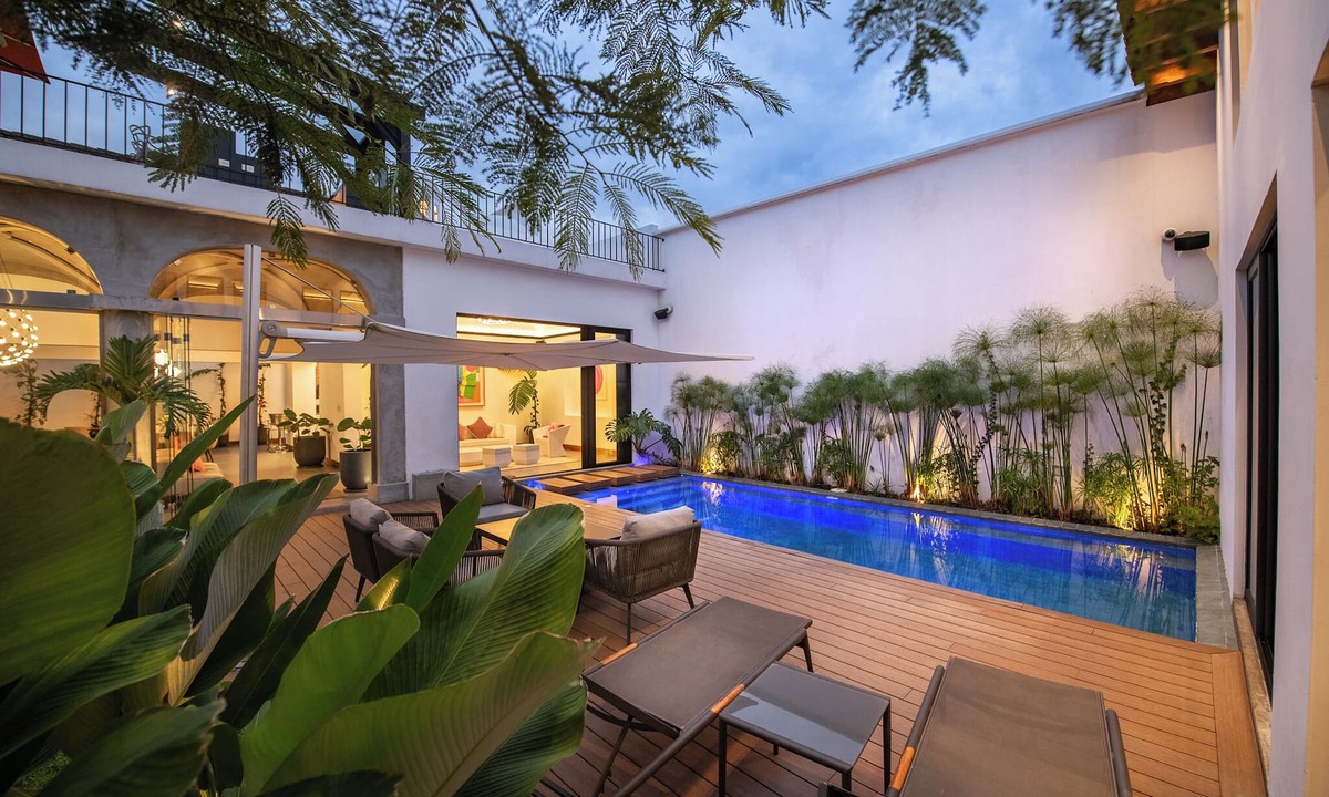 Antigua Guatemala House | Spacious 7-bedroom house in lovely Antigua Guatemala with AC