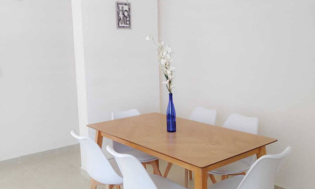 El Marques Apartment | Spacious apartment with cozy patio (ideal for families)