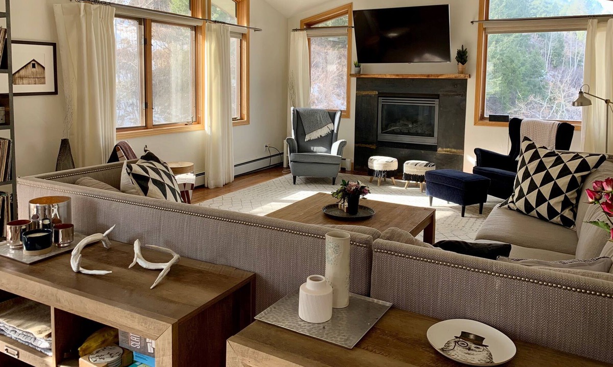 Eagle-Vail Condo | Spacious, Bright Penthouse Condo Mins to Vail & BC-great for families & couples