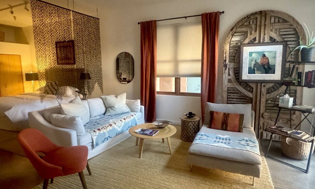 South Capitol Condo | Spacious Design Loft/Railyard Distr; soaking tub