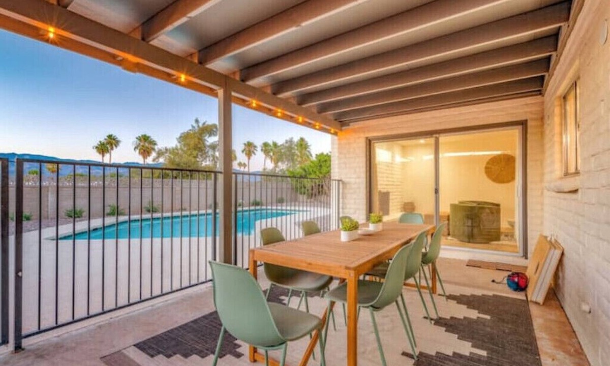 Tucson House | Spacious Pet-Friendly Winter Getaway with Firepit Pool Mountain Views