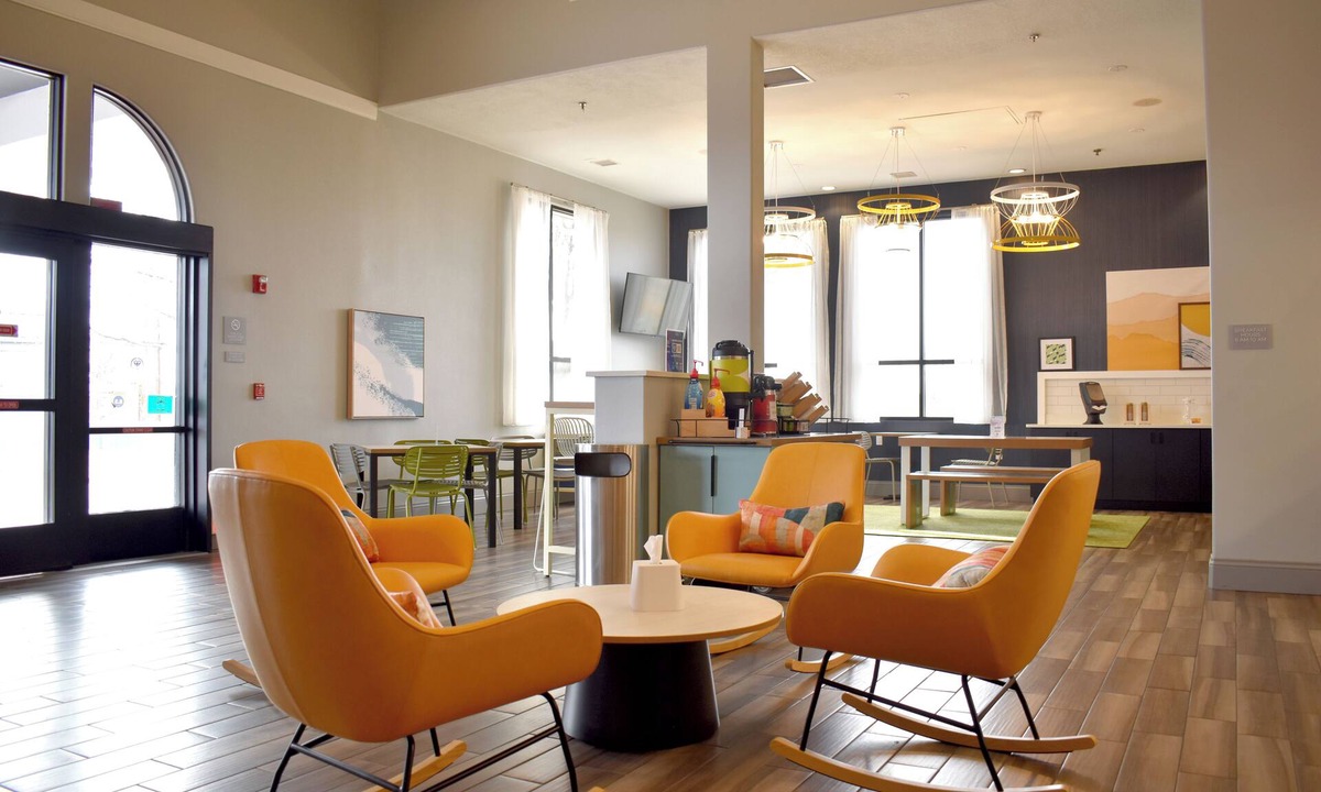 Northeast Heights Hotel | Spark By Hilton Albuquerque North I-25