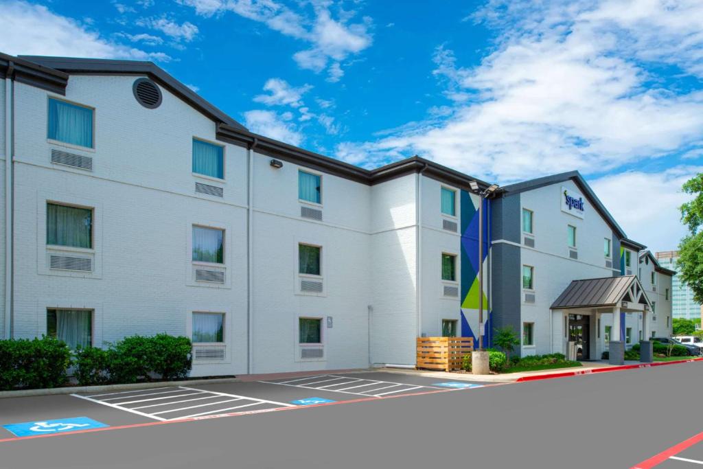 Dallas Hotel | Spark By Hilton Dallas Medical District Love Field