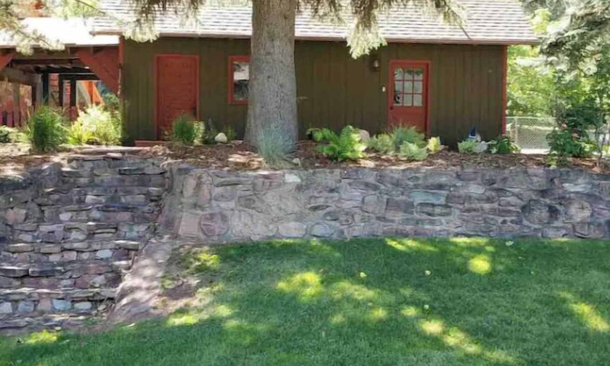 Trimble House | Special Spring Rates for Cute & Cozy Guest Apartment
