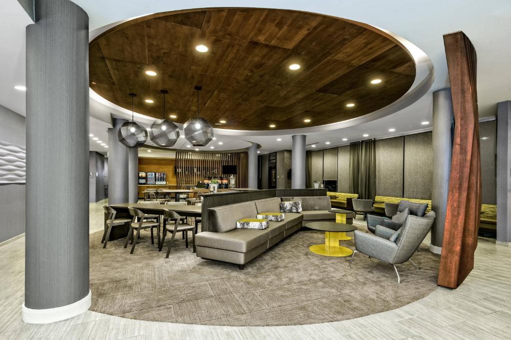North San Antonio - SAT Hotel | SpringHill Suites by Marriott San Antonio Airport