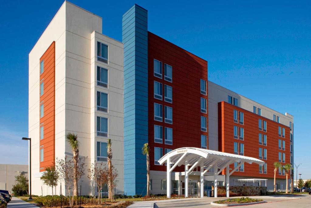 Webster Hotel | SpringHill Suites Houston NASA/Webster