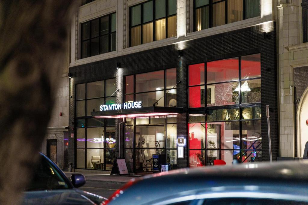 Downtown El Paso Hotel | Stanton House El Paso
