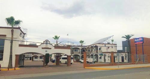 Chihuahua Hotel | State Inn