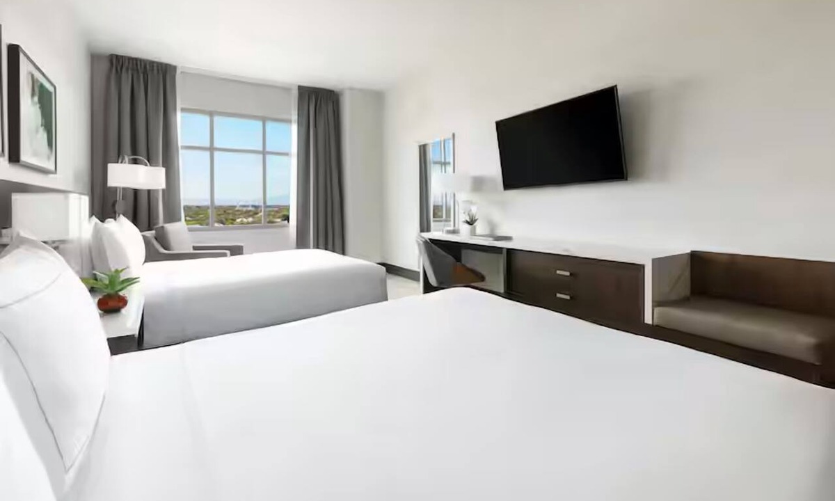 Downtown Tucson Hotel | Std 2 Queens, DoubleTree Tucson Downtown, Prime Location in Downtown, 2 Units