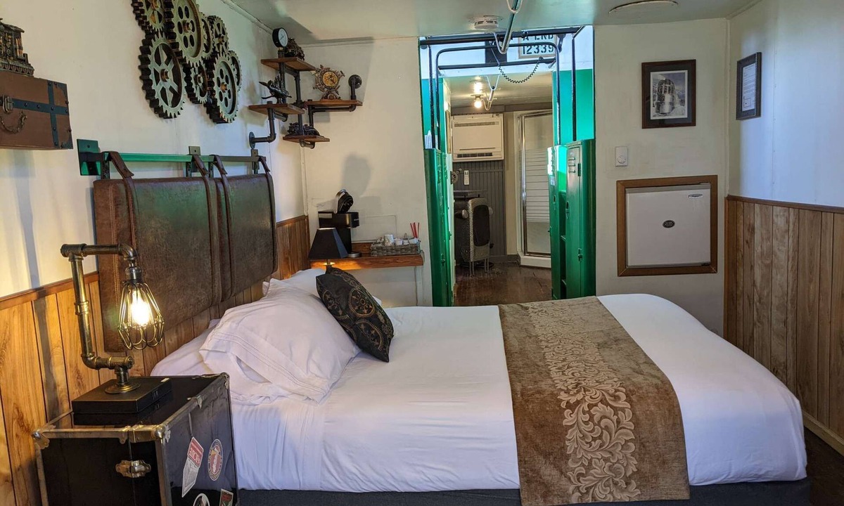 Sequim Hotel | Steampunk Train at Olympic Railway Inn - Pet Friendly