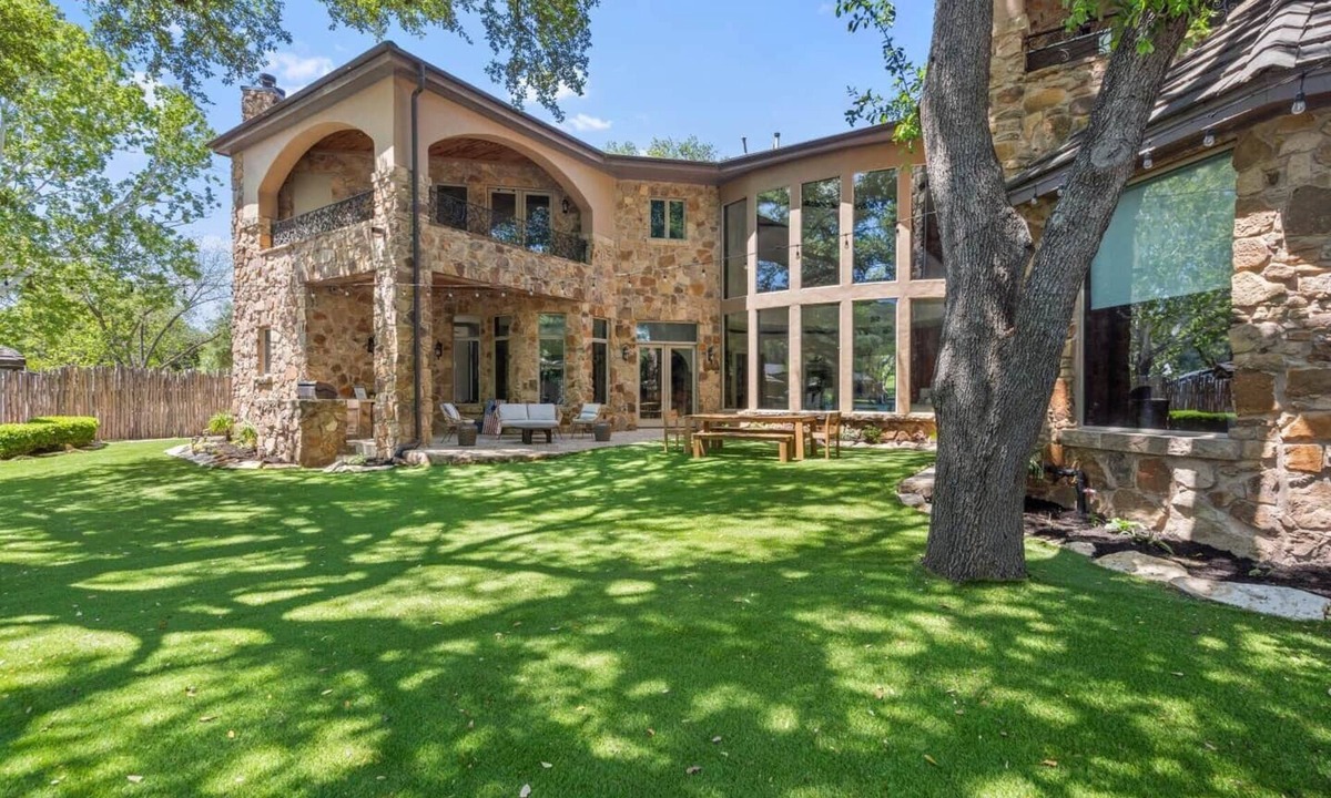 Greenshores House | Stone Haven ATX on Lake Austin