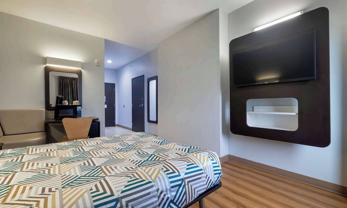Texas City Hotel | Studio 6 Suites Texas City, Tx – I-45 South