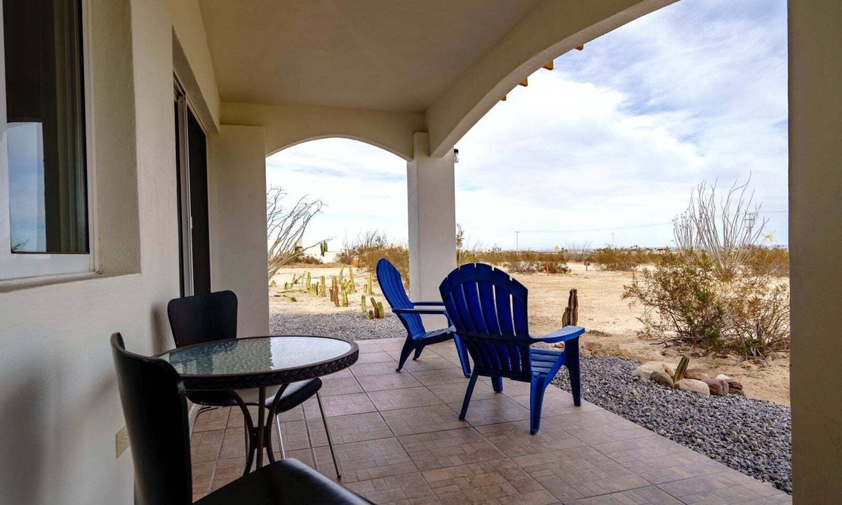 El Dorado Ranch Apartment | Studio Ross El Dorado Ranch | Heated Pool Access