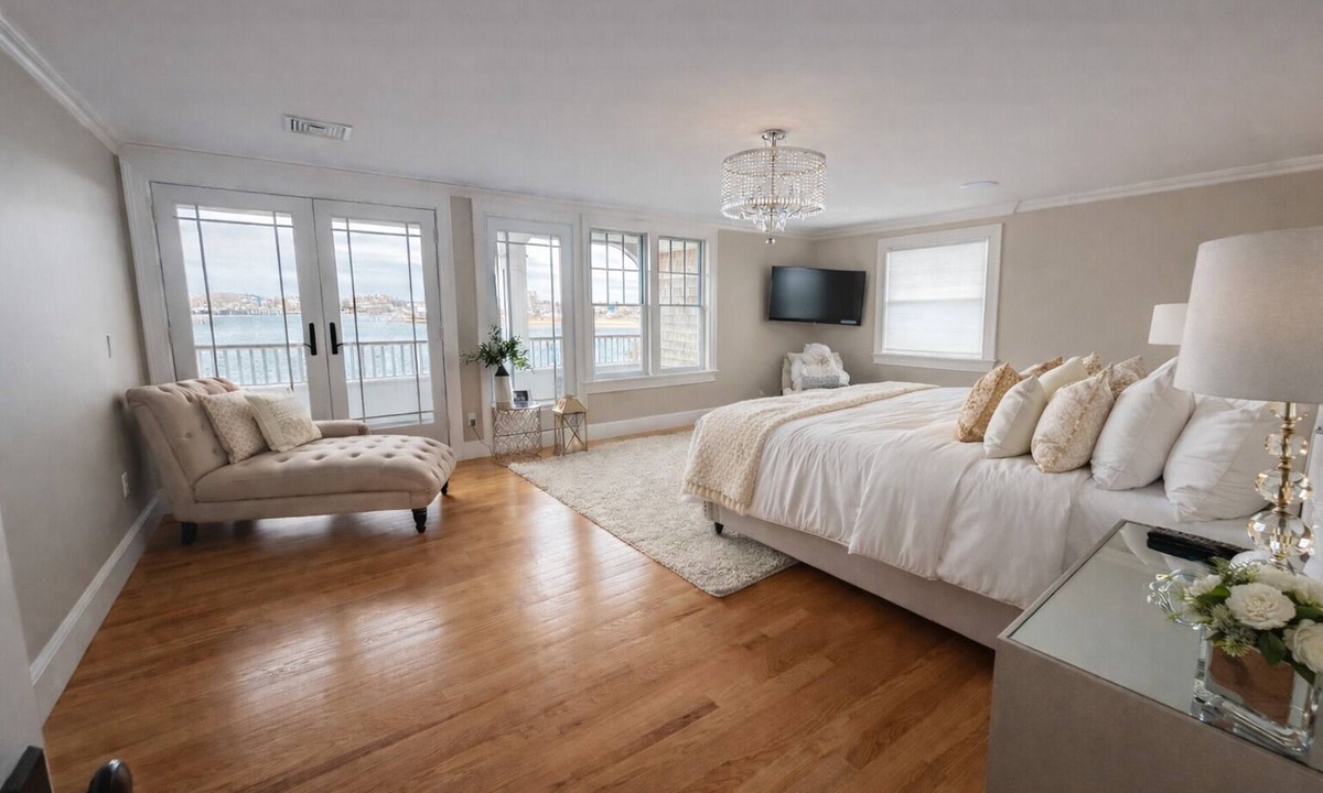 Hyannis House | Stunning waterfront with sandy beach & dock walking distance to top restaurants!