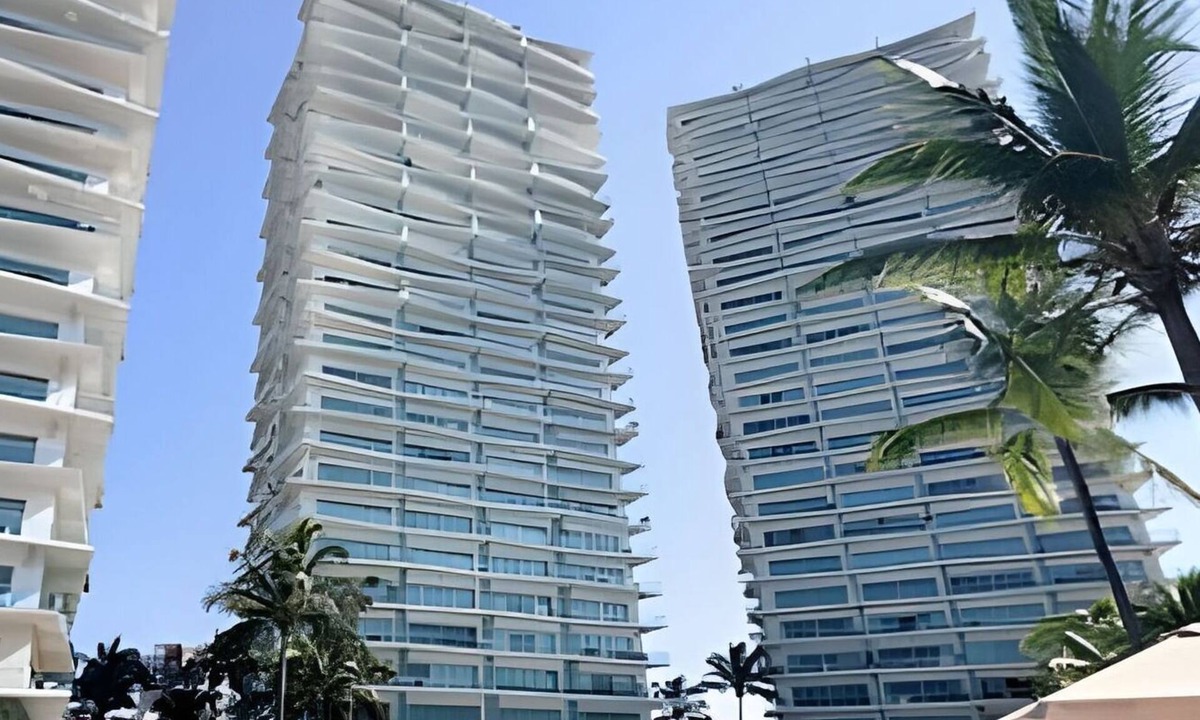 North Hotel Zone House | Stylish 2BR retreat w/balcony & beach access