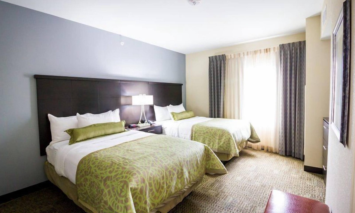 Legacy Park Condo | Suite with Roll in Shower | Free Wi-Fi and Free Breakfast