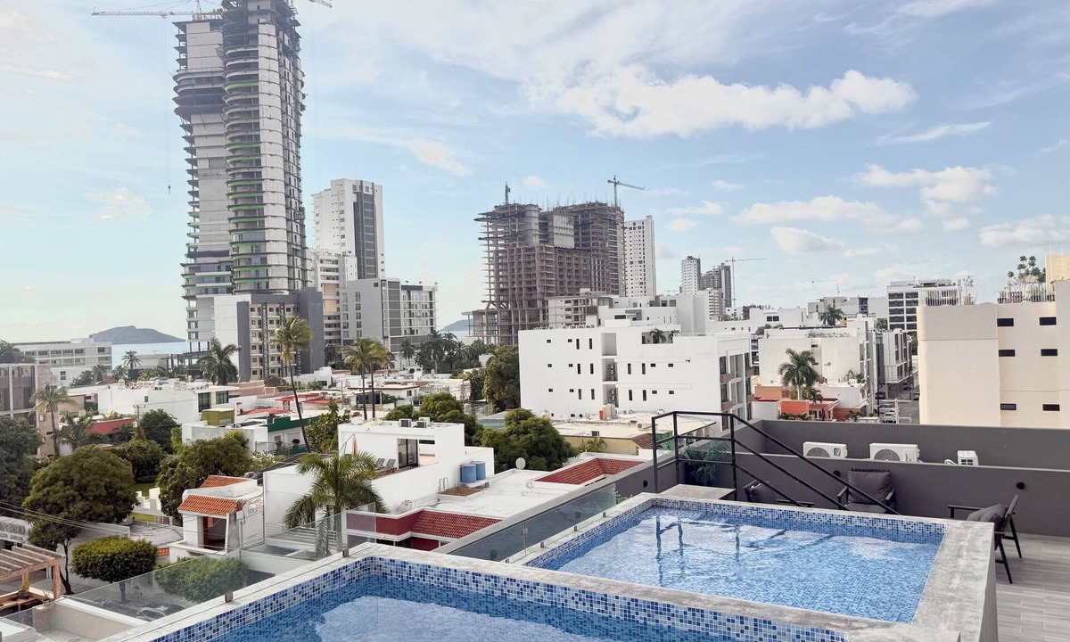 Ferrocarrilera Hotel | Sundrift