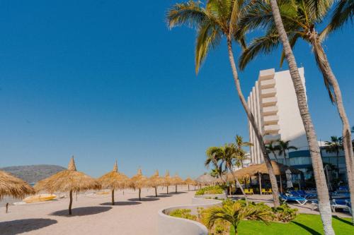 Zona Dorada Hotel | Sunset Palace Beach Hotel - All Inclusive