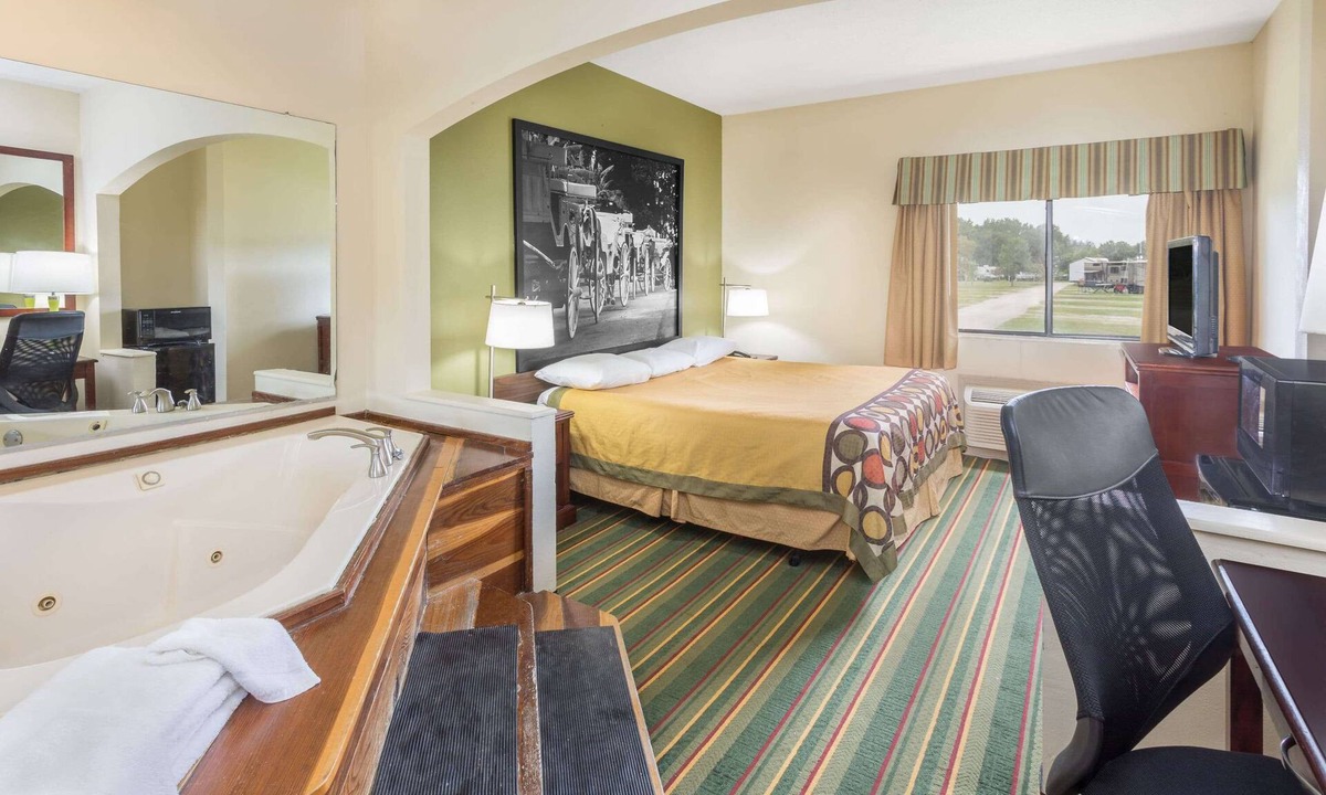 Duson Hotel | Super 8 by Wyndham Duson Lafayette West Area