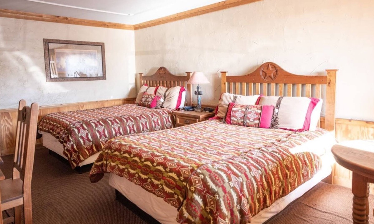Amarillo House | The Big Texan Double 223