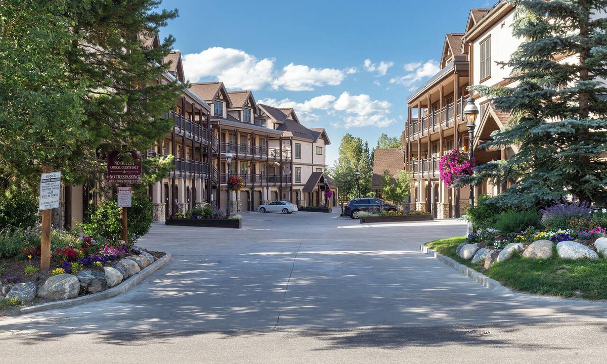 Warrior's Mark Apartment | The Corral at Breckenridge #206S By Summit County Mountain Retreats