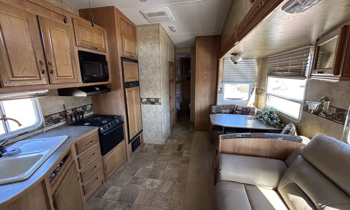 Tonto Basin House | The Eagle Perched at Roosevelt Lake