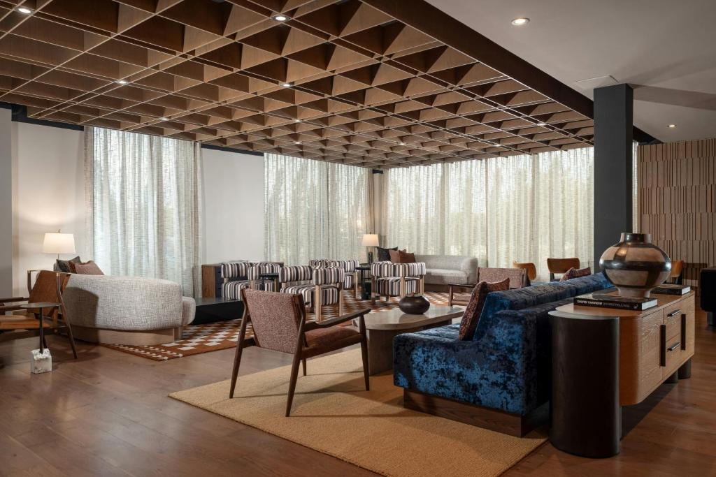 Southlake Hotel | The Elmore Hotel, DFW Southlake, a Tribute Portfolio Hotel