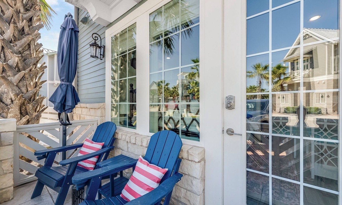 Cinnamon Shore Apartment | The Hideout TC 10101