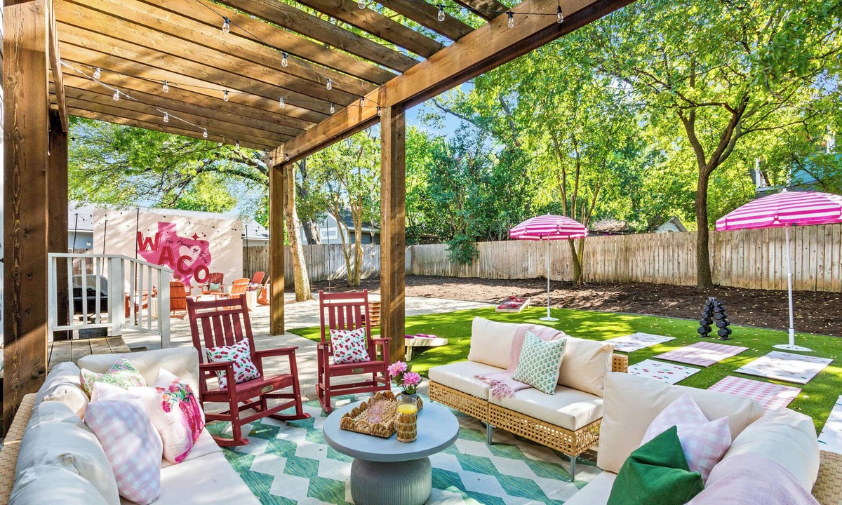Waco House | The Pepper Place