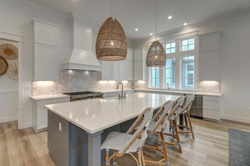 Cinnamon Shore House | The Spanish Main 309 HI