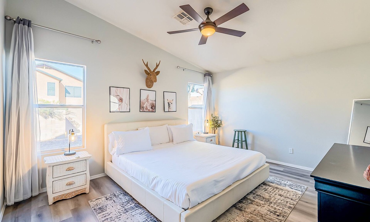 Rita Ranch House | Three bed two bath, gas grill, king bed