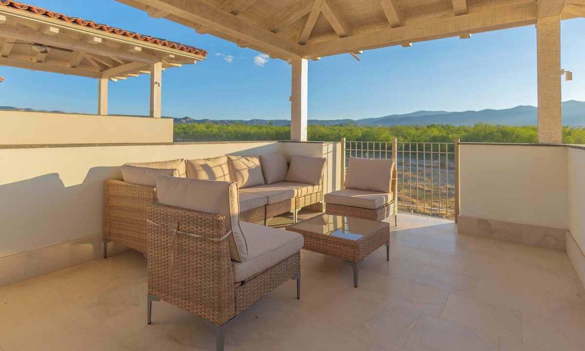 Parras de la Fuente Villa | Townhouse 2BR Pueblo Parvada