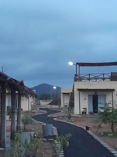 Elota Hotel | Tres Velas Surf