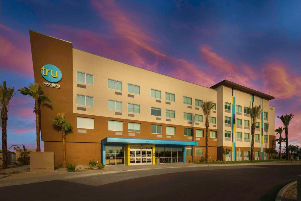 Goodyear Hotel | Tru By Hilton Goodyear Phoenix West, Az