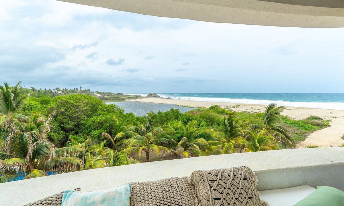 Barra de Colotepec Hotel | Turtle Seaview
