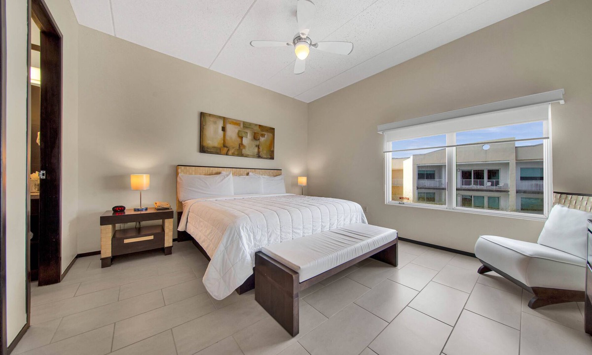 South Padre Island Hotel | Two Bedroom Apt on Tropical Paradise SPI