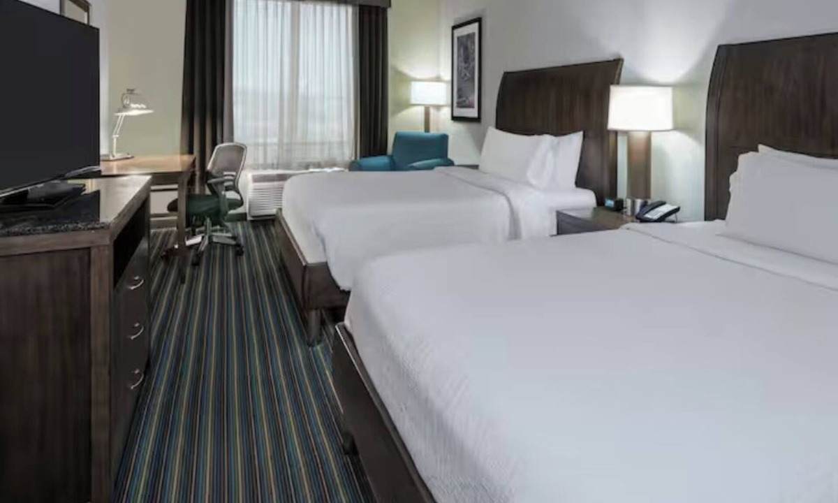 Far North Central Hotel | Uncover San Antonio’s Top Highlights w/a Modern Touch | Outdoor Pool Access