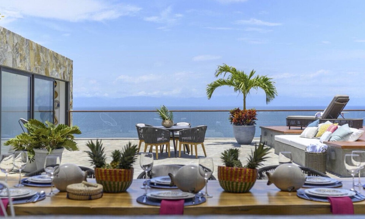 La Cruz de Huanacaxtle Condo | Unique luxury penthouse private pool and chef - Punta Mita Corridor