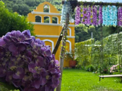 San Lucas Toliman Hotel | Valle de Toliman