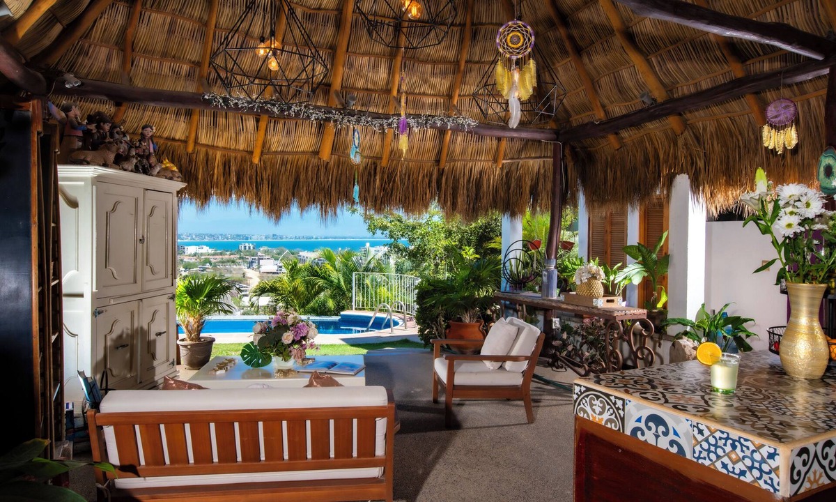La Cruz de Huanacaxtle Bed & Breakfast | Villa Bella Bed & Breakfast