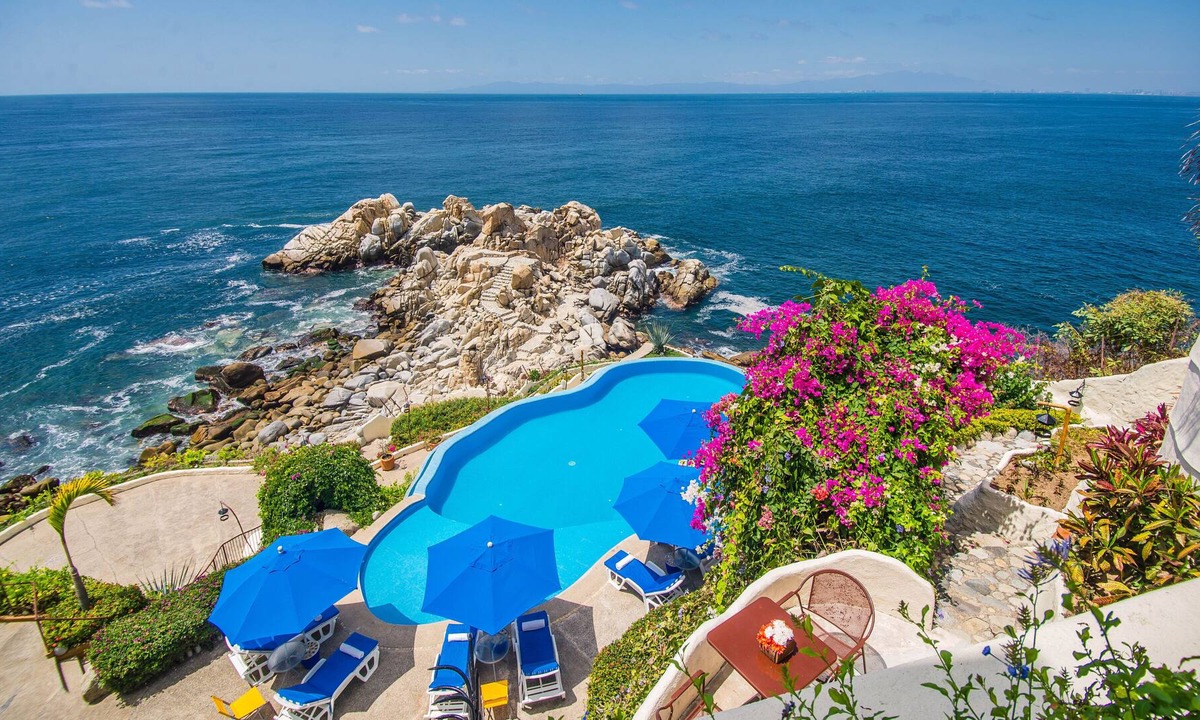 Boca de Tomatlan Villa | VILLA MIA, (DIRECT CONTACT) 15 BDR OCEANFRONT