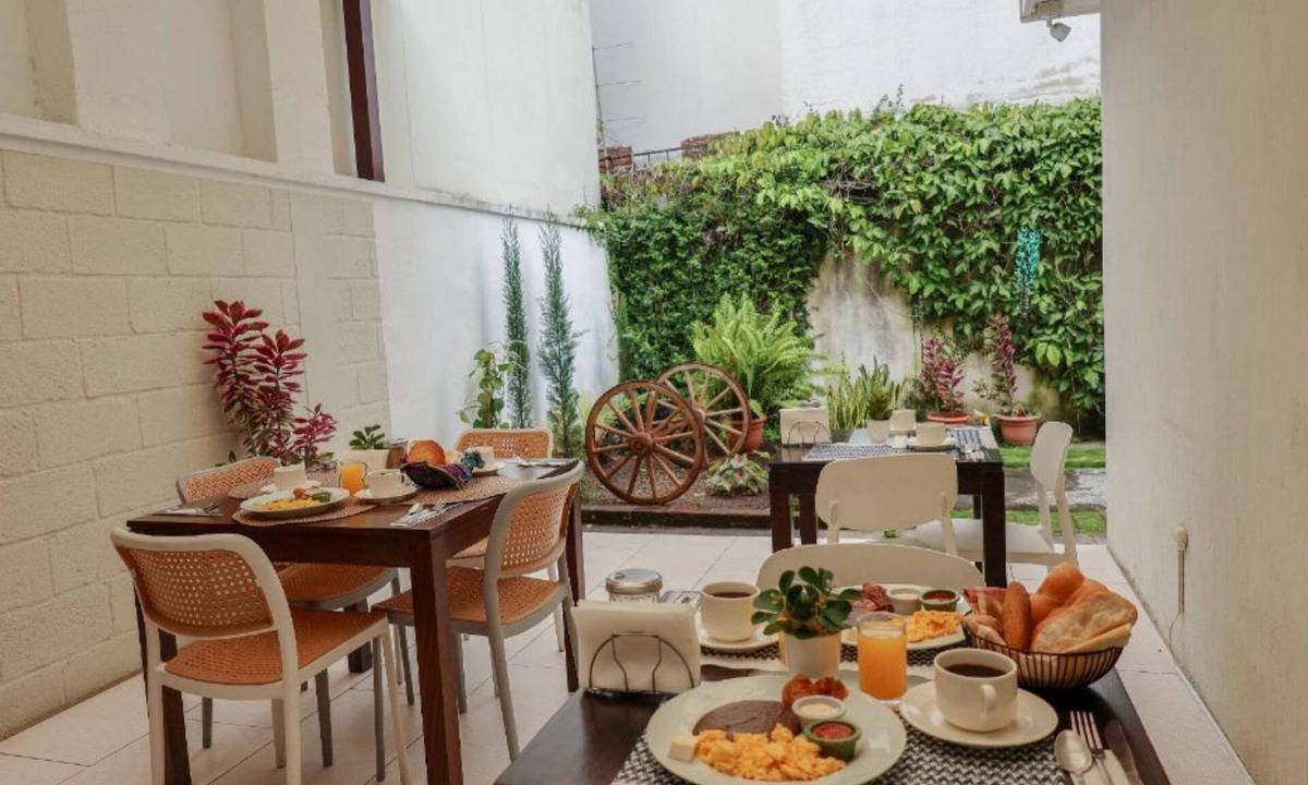 Zona 13 Hotel | Villa Nola